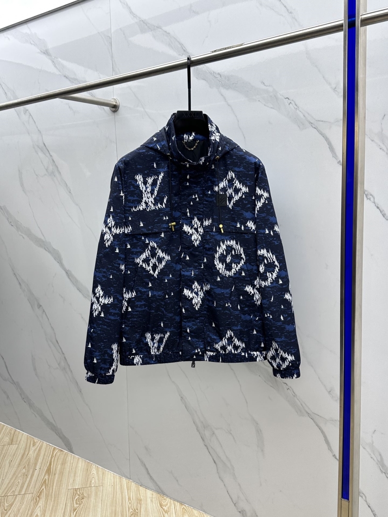 l0vis Vvtt0n outwear